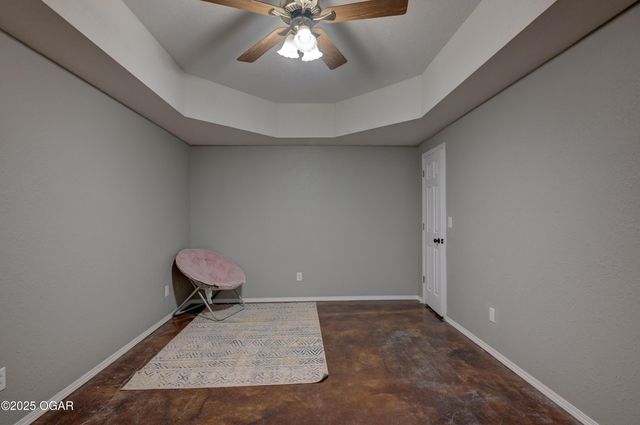 2285 Quail Road, Diamond, MO 64840