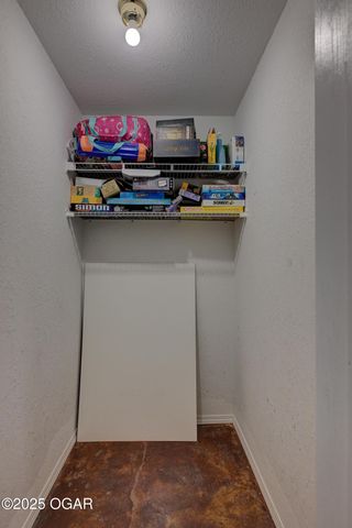 2285 Quail Road, Diamond, MO 64840