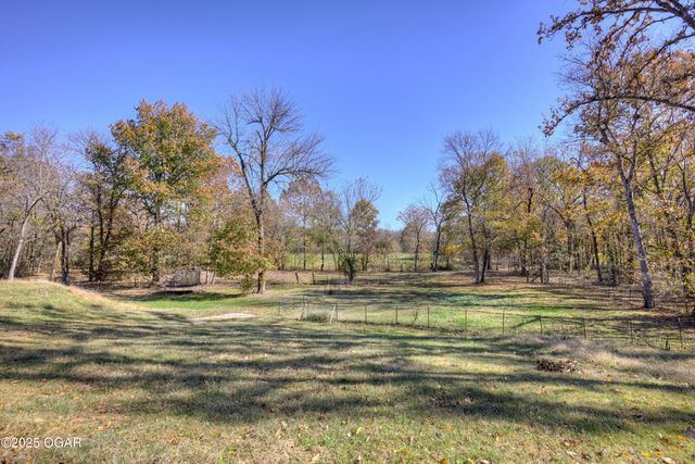 2285 Quail Road, Diamond, MO 64840