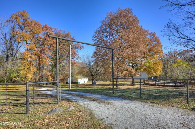 2285 Quail Road, Diamond, MO 64840