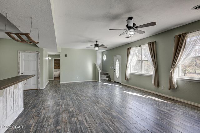 2285 Quail Road, Diamond, MO 64840