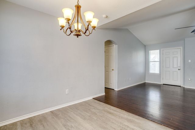 9016 Christopher Circle, Fort Worth, TX 76140