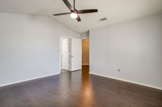 9016 Christopher Circle, Fort Worth, TX 76140