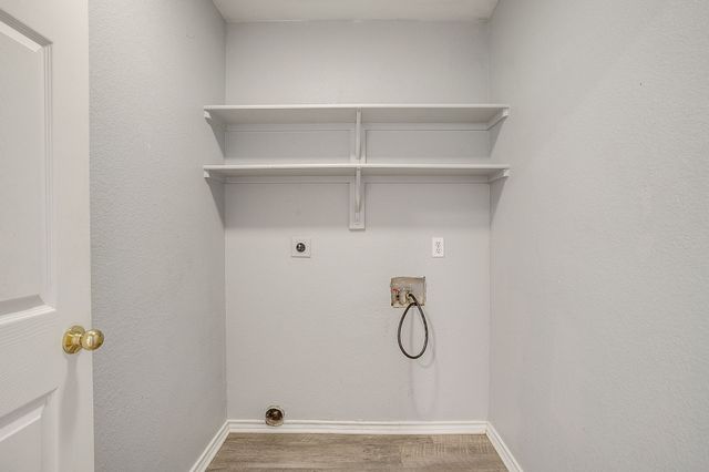 9016 Christopher Circle, Fort Worth, TX 76140