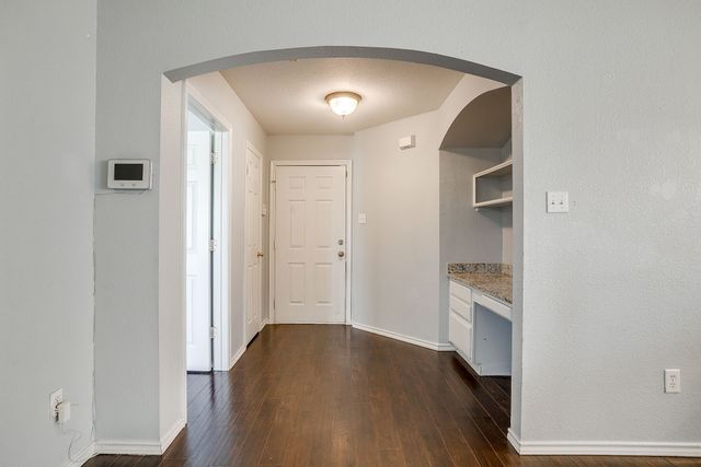 9016 Christopher Circle, Fort Worth, TX 76140