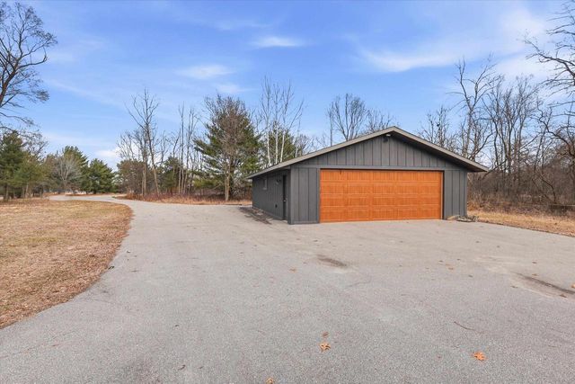 W5590 Chicago Avenue, Wautoma, WI 54982