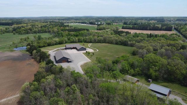 W5590 Chicago Avenue, Wautoma, WI 54982