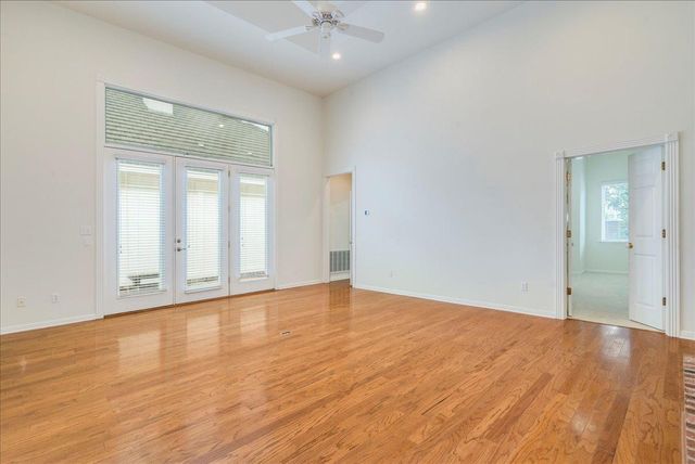 2213 Garden CT, San Marcos, TX 78666