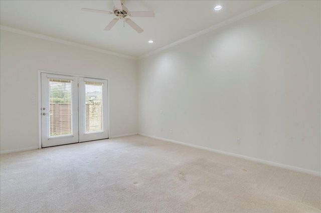 2213 Garden CT, San Marcos, TX 78666