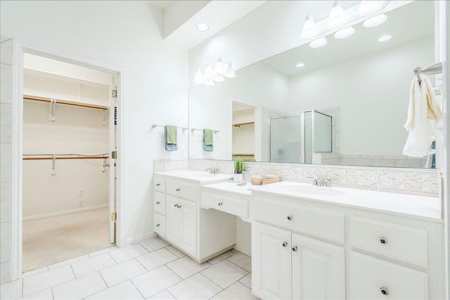 2213 Garden CT, San Marcos, TX 78666
