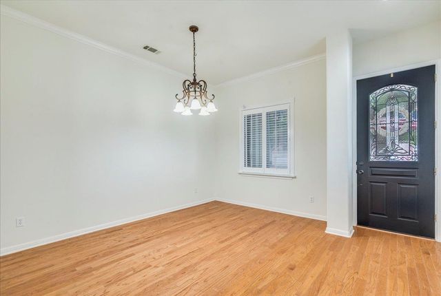 2213 Garden CT, San Marcos, TX 78666