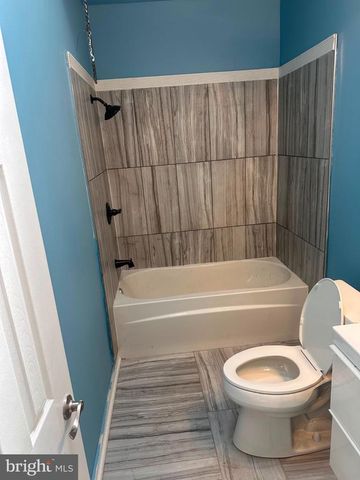 109 3RD ST, Darby, PA 19023