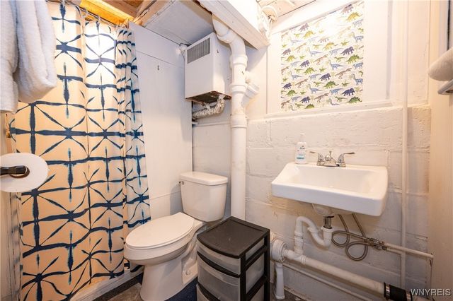 83 Marengo Avenue, Hamburg, NY 14075