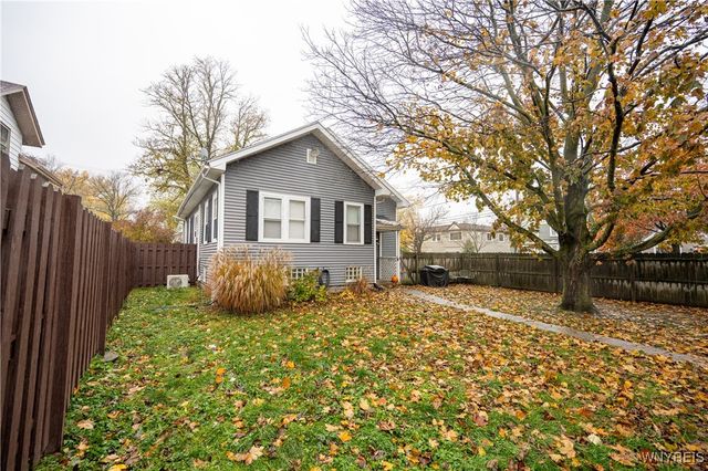 83 Marengo Avenue, Hamburg, NY 14075