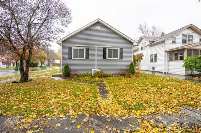 83 Marengo Avenue, Hamburg, NY 14075