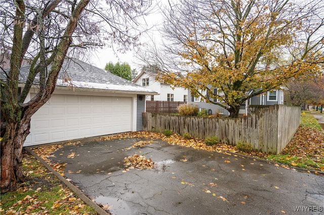 83 Marengo Avenue, Hamburg, NY 14075