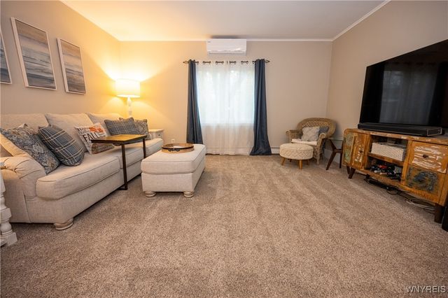 83 Marengo Avenue, Hamburg, NY 14075