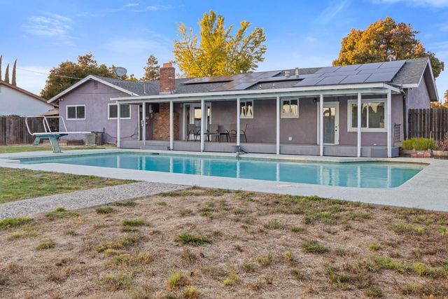 2810 Kennedy Dr, Yuba City, CA 95993