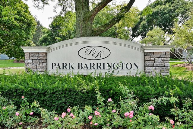 452 Park Barrington Drive, Barrington, IL 60010