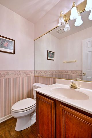 452 Park Barrington Drive, Barrington, IL 60010