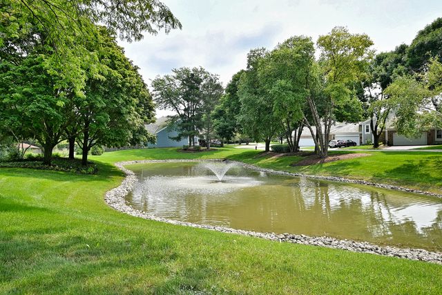 452 Park Barrington Drive, Barrington, IL 60010