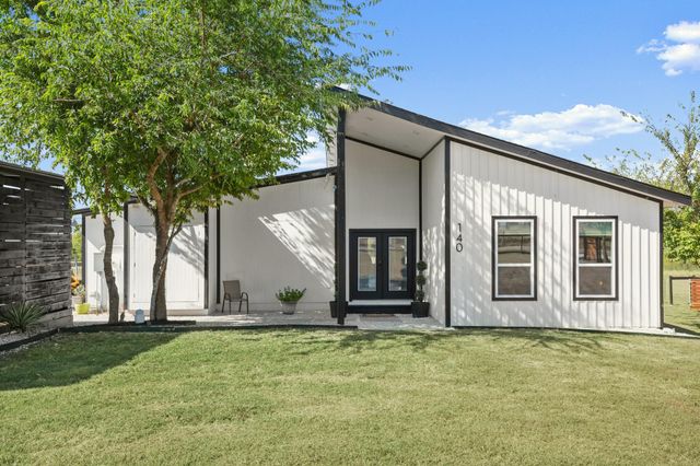 140 Hazel Hill TRL, Taylor, TX 76574