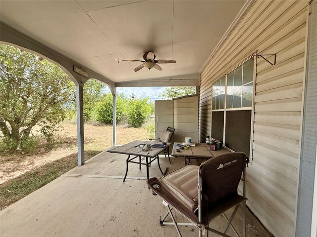 3085 Crestmont LN, Kyle, TX 78640