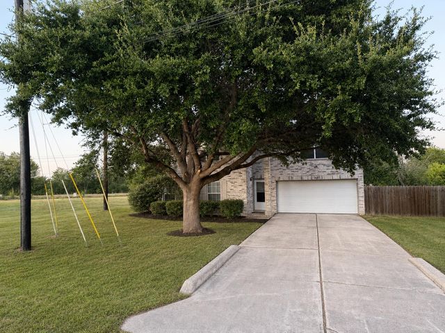 3085 Crestmont LN, Kyle, TX 78640