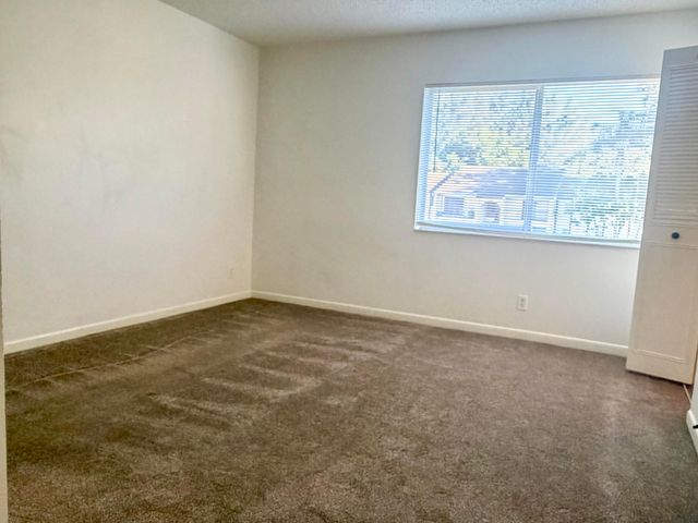 4835 Sable Pine Circle D2, West Palm Beach, FL 33417