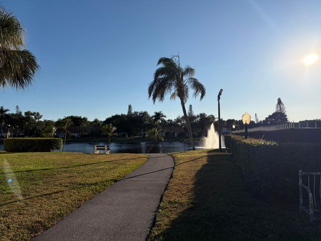 4835 Sable Pine Circle D2, West Palm Beach, FL 33417