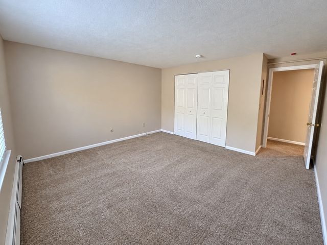 56 Townsend St D27, Abington, MA 02351