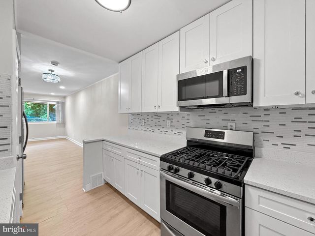 7905 GREENLEAF RD, Landover, MD 20785