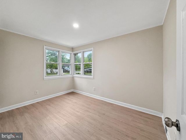 7905 GREENLEAF RD, Landover, MD 20785