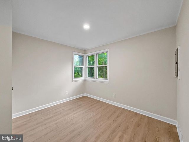 7905 GREENLEAF RD, Landover, MD 20785