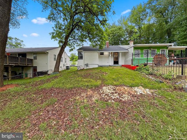 7905 GREENLEAF RD, Landover, MD 20785