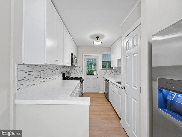 7905 GREENLEAF RD, Landover, MD 20785