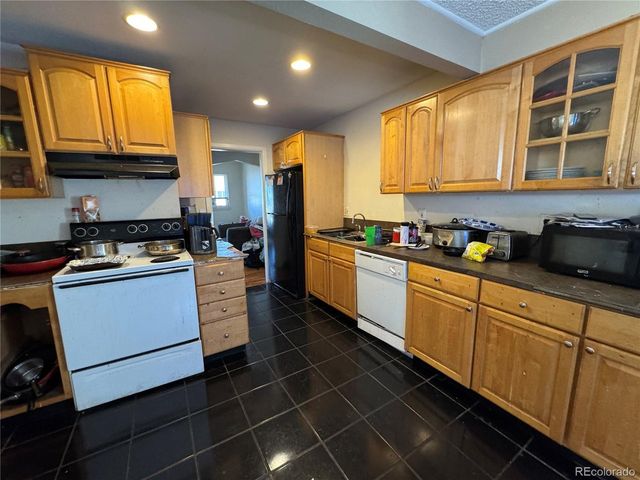 1341 Lima St, Aurora, CO 80010