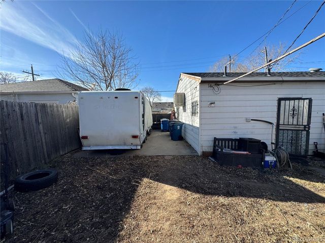 1341 Lima St, Aurora, CO 80010