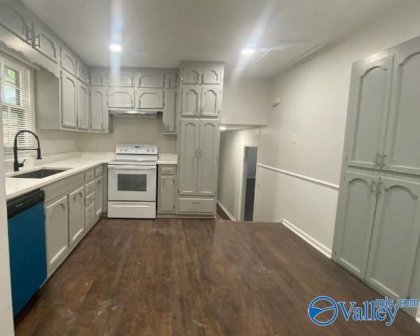 8033 Navios Drive, Huntsville, AL 35802