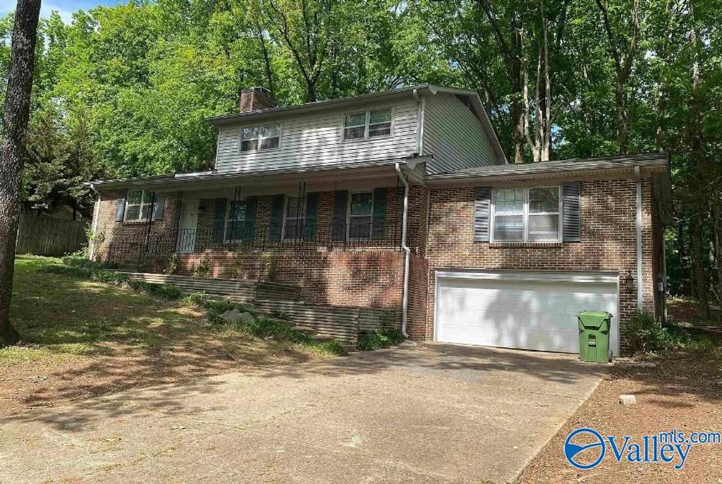 8033 Navios Drive, Huntsville, AL 35802