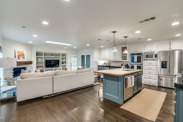 5947 Goodwin Avenue, Dallas, TX 75206