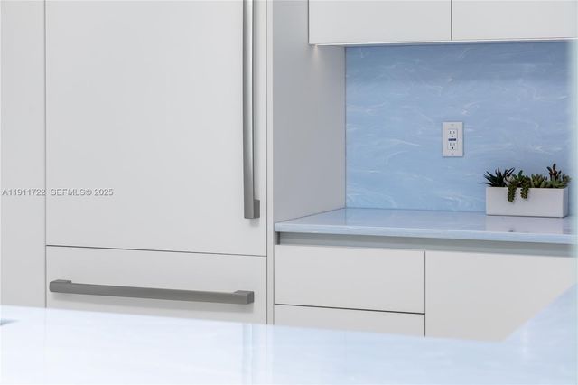 2475 Brickell Ave 1907, Miami, FL 33129