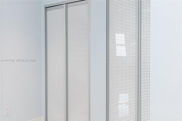 2475 Brickell Ave 1907, Miami, FL 33129