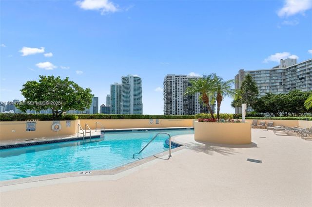 2475 Brickell Ave 1907, Miami, FL 33129