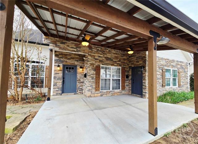 130 Shannons Place, Comer, GA 30629