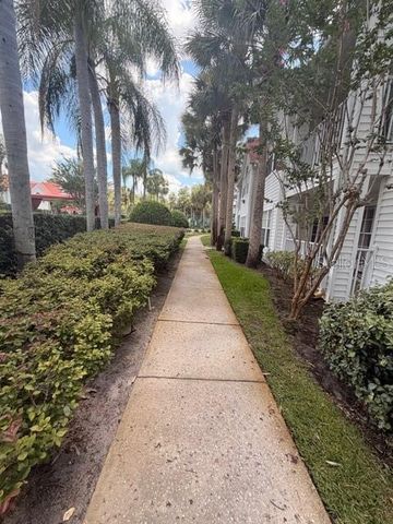 11568 WESTWOOD BOULEVARD 1034, Orlando, FL 32821