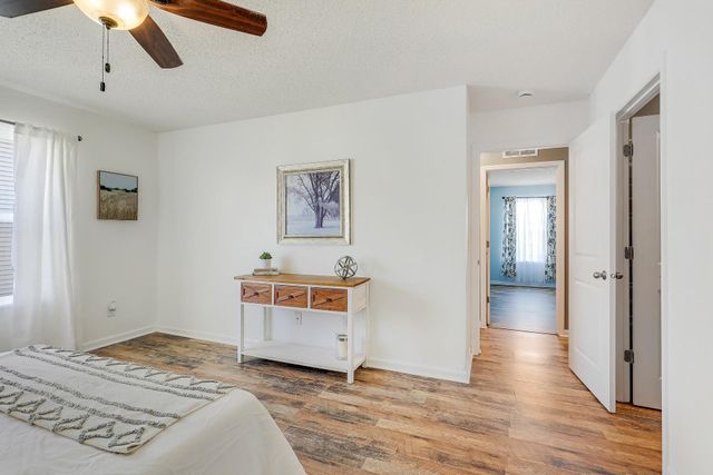 15174 Emory Circle, Apple Valley, MN 55124