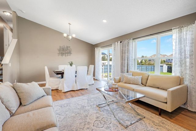 15174 Emory Circle, Apple Valley, MN 55124