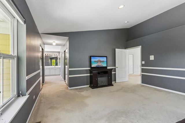 152 Ranney Avenue, Vernon Hills, IL 60061