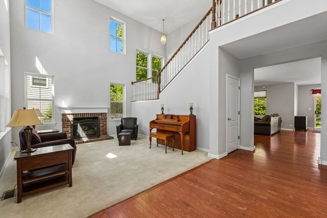 152 Ranney Avenue, Vernon Hills, IL 60061